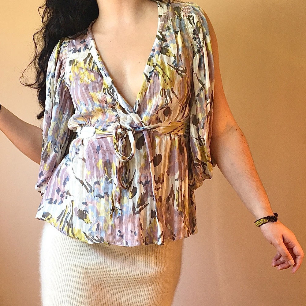 💜 100% Silk Blouse 💜